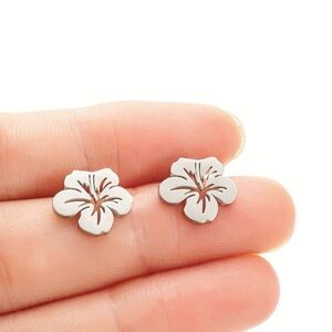 Sterling Silver Floral Stud Earrings - White Flower Design